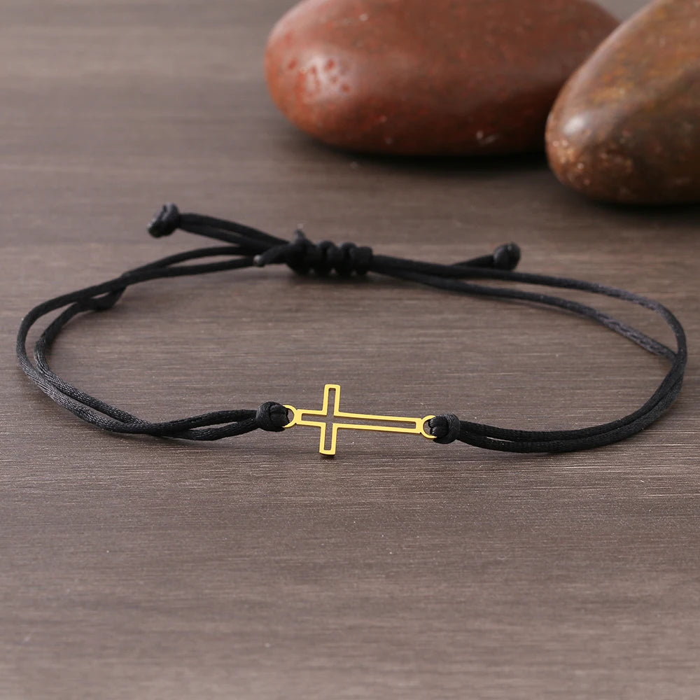 Pulsera de Acero Inoxidable Cruz Gótica Trenzada a Mano con Encanto de Moda en Cuerda Negra y Roja para Mujeres