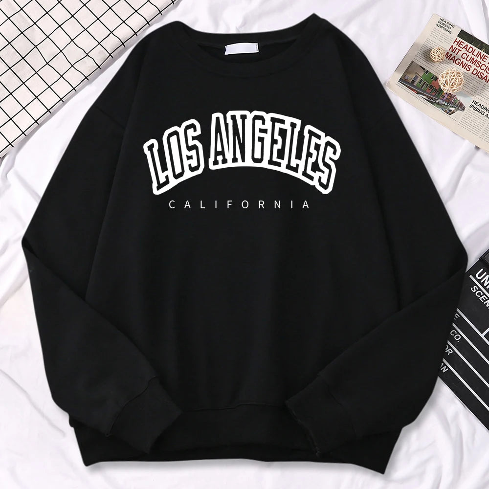 Sudadera con capucha de tendencia urbana para mujer Los Angeles California Impresión de letras Cálida sudadera de forro polar Sudadera suave para mujer